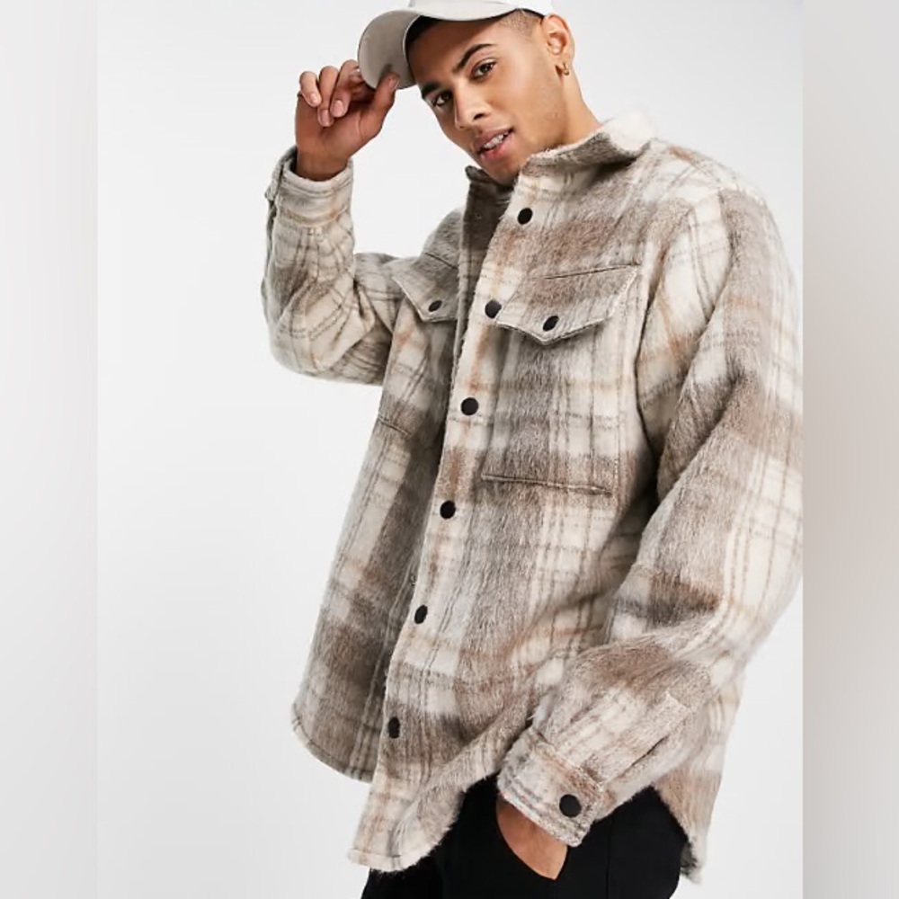 River Island Men’s Oversized Check shirt in ecru Plaid Button-Up Jacket SZ MED